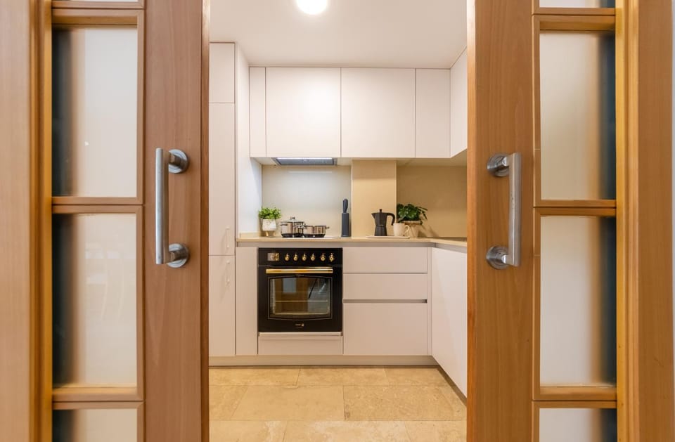 Kitchen or kitchenette, pet friendly
