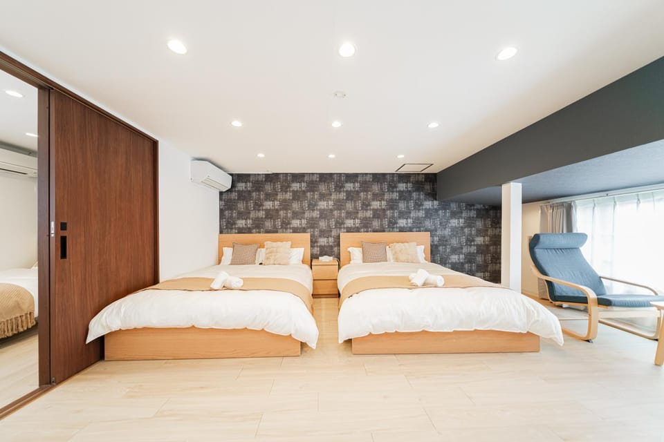 Bed, Bedroom