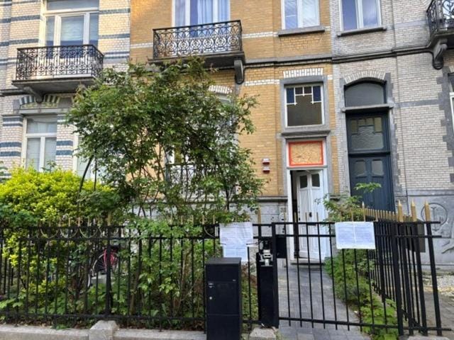 Stay in maison de metre in Etterbeek Apartment in Brussels