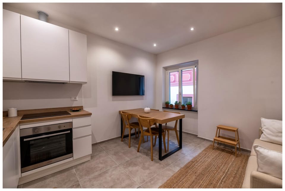 Living room, Seating area, air conditioner