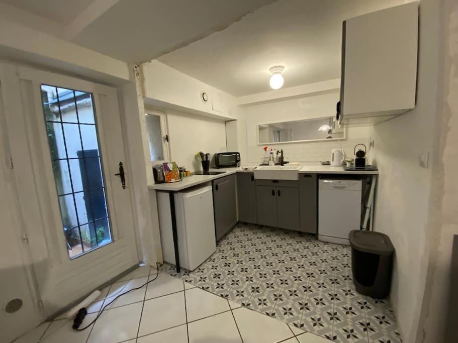 Paris in 10 min, Cosy apartment with a courtyard Apartment in Puteaux