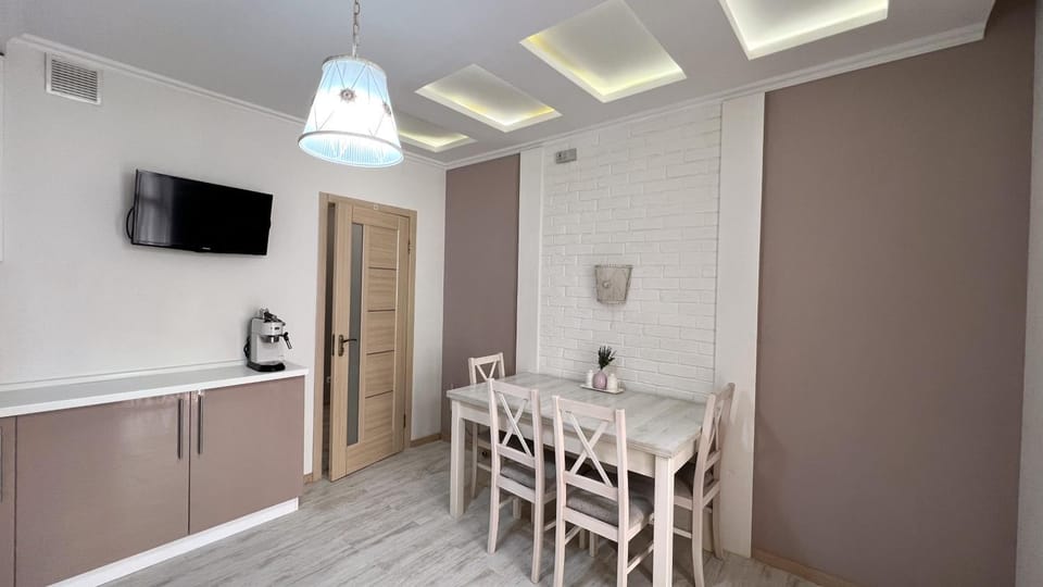 TV and multimedia, Dining area
