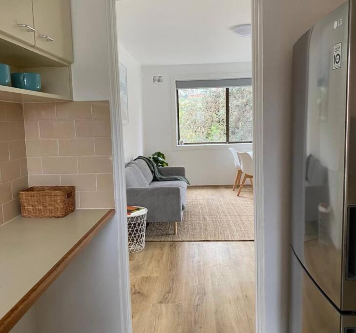 Kitchen or kitchenette, Living room, Seating area