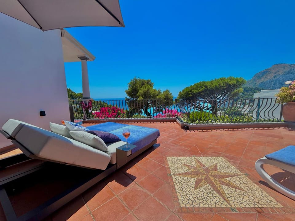 Natural landscape, View (from property/room), Balcony/Terrace, Mountain view, Sea view, Sea view, sunbed