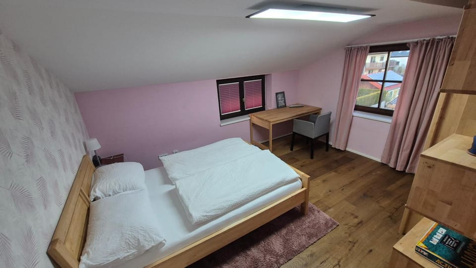 Ferienwohnung Nahe Gmunden Top 3 Apartment in Salzburgerland
