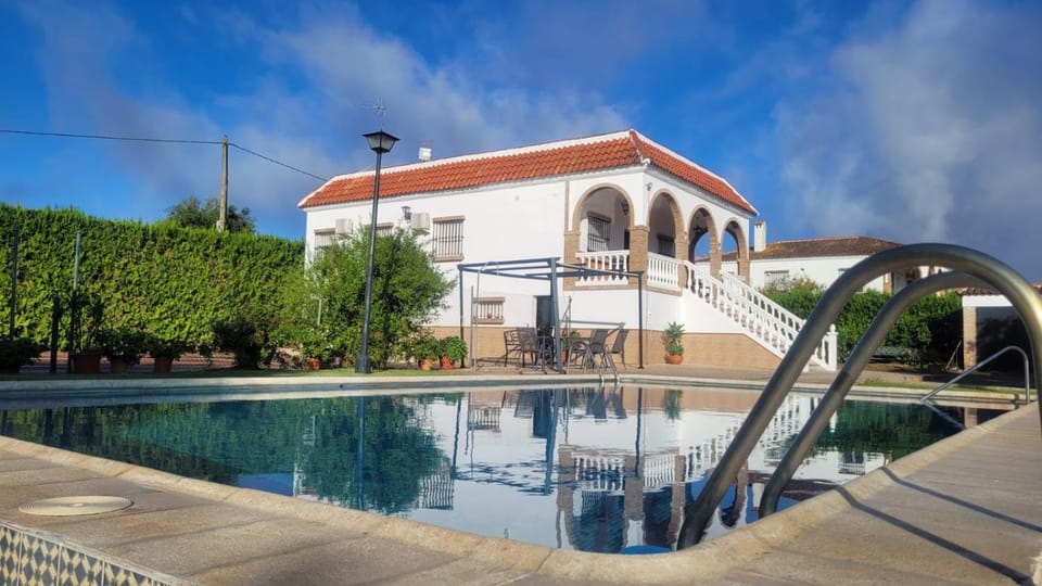 Property building, Pool view, Swimming pool