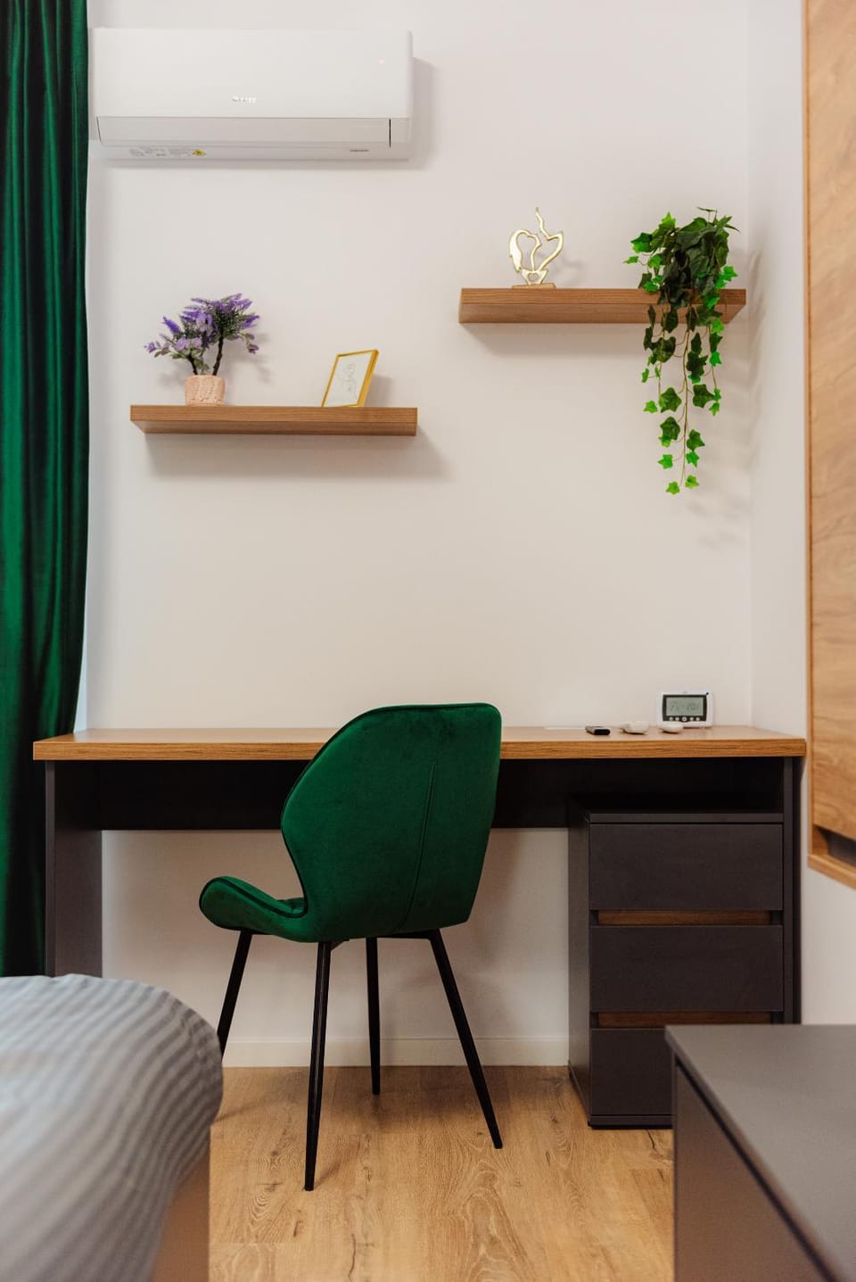 NEW Luxury City Center Studio Apartment in Bucharest