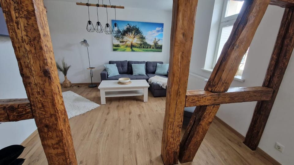 Bed, TV and multimedia, Living room, Photo of the whole room, Seating area