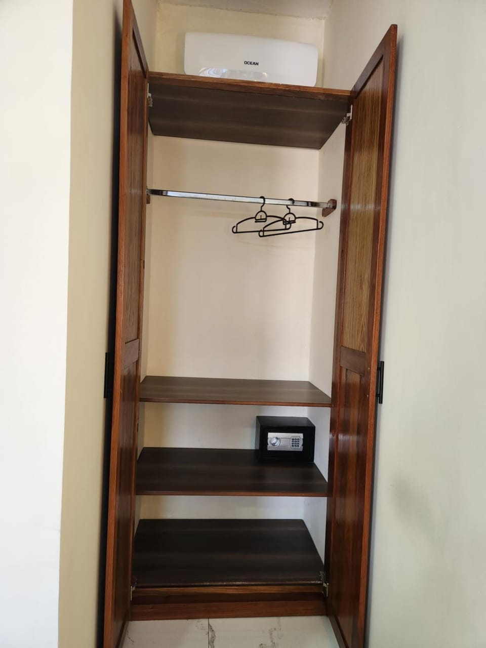 safe, wardrobe