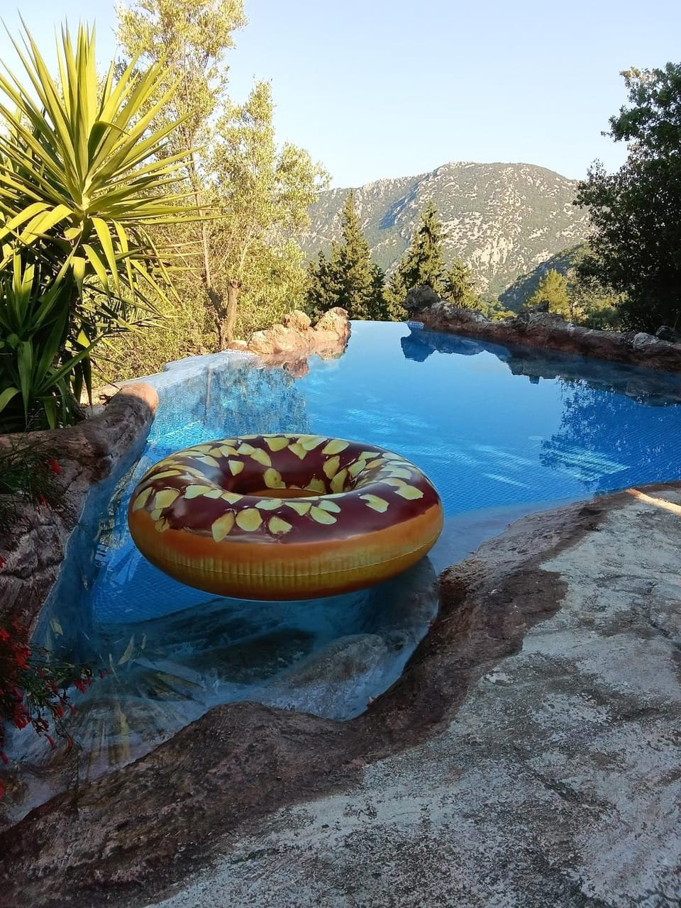 Villa Mutaf Chalet in Antalya Province