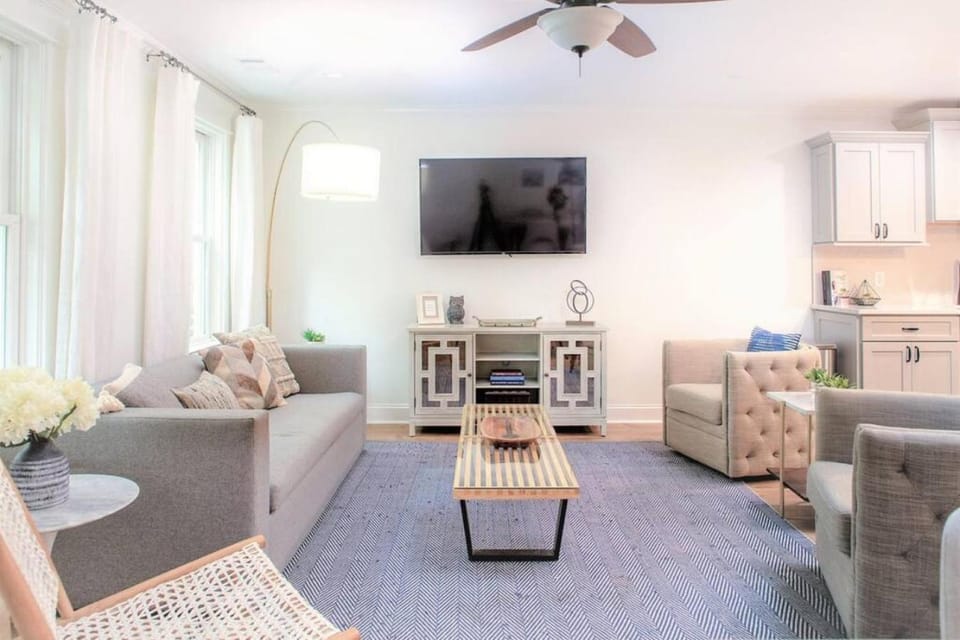TV and multimedia, Living room, fireplace