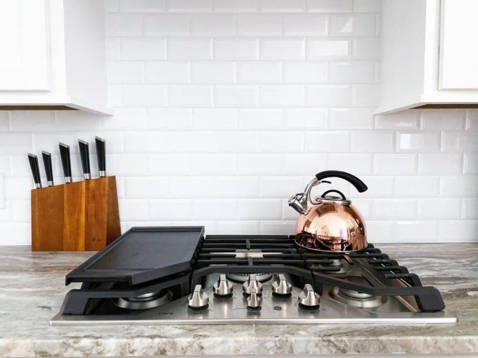 Kitchen or kitchenette, stove
