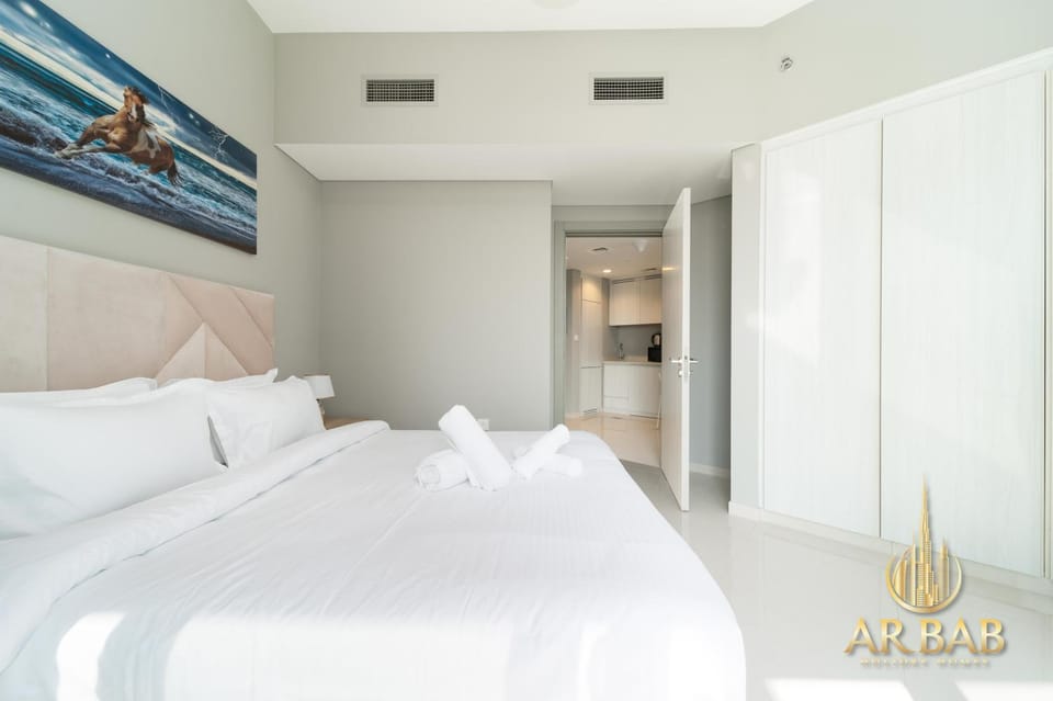 Bed, Kitchen or kitchenette, Bedroom, furniture, heating, storage, towels, wardrobe, kitchen, air conditioner