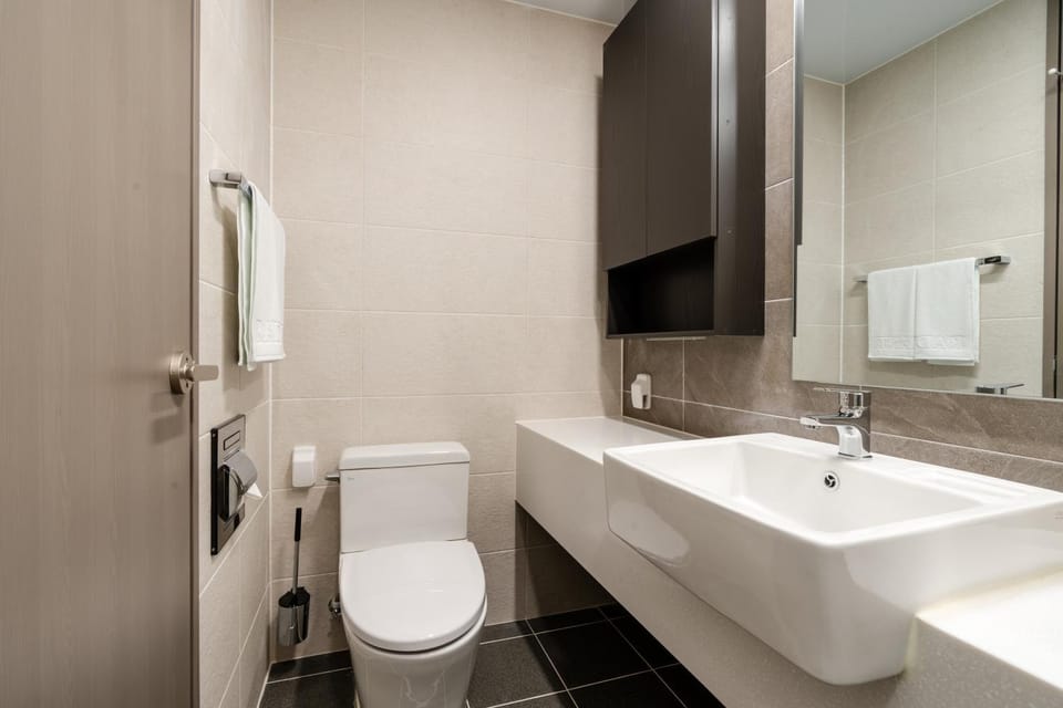 Toilet, Bathroom