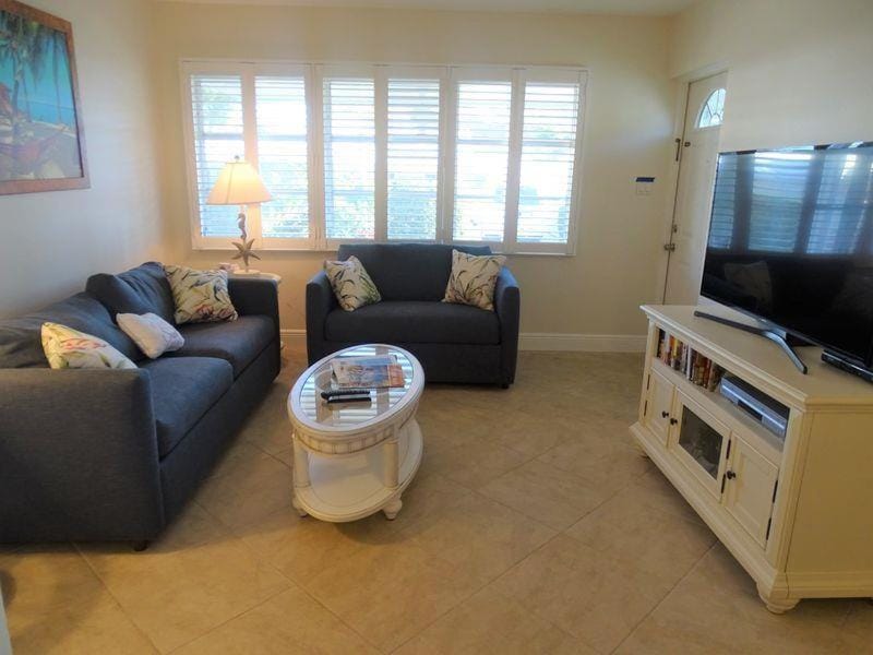 Villa 3 - Standard Plus - Aloha Kai Vacation Villas Villa in Siesta Beach