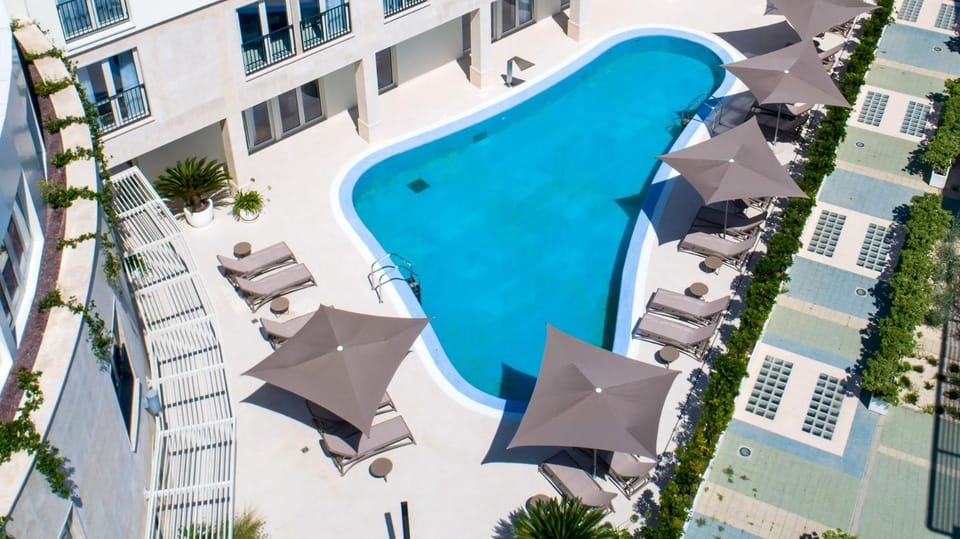 Garden Palace Pool Deluxe Apartment Apartment in Istria County