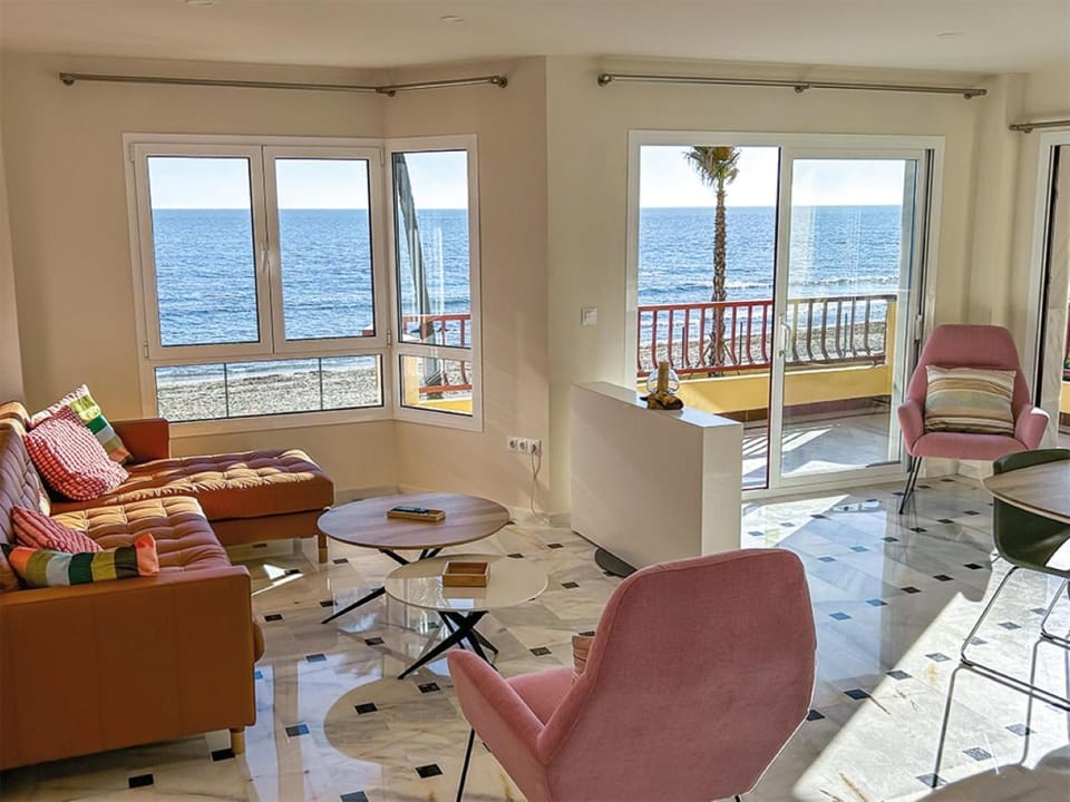 Balcony/Terrace, Living room
