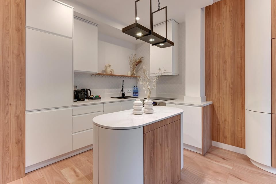 Kitchen or kitchenette, pet friendly, stove