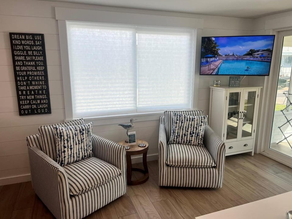 Villa 54 - Premium Plus W&D Villa in Siesta Beach