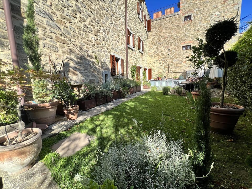 Property building, Garden, Garden