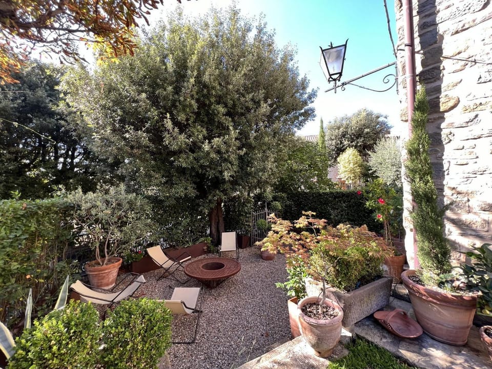 Property building, Garden, Garden