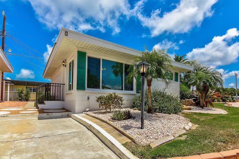 Villa 01 - Standard Aloha Kai Vacation Villas Villa in Siesta Beach