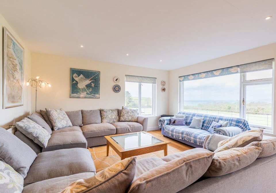 Garth - a family home by the sea House in Wales