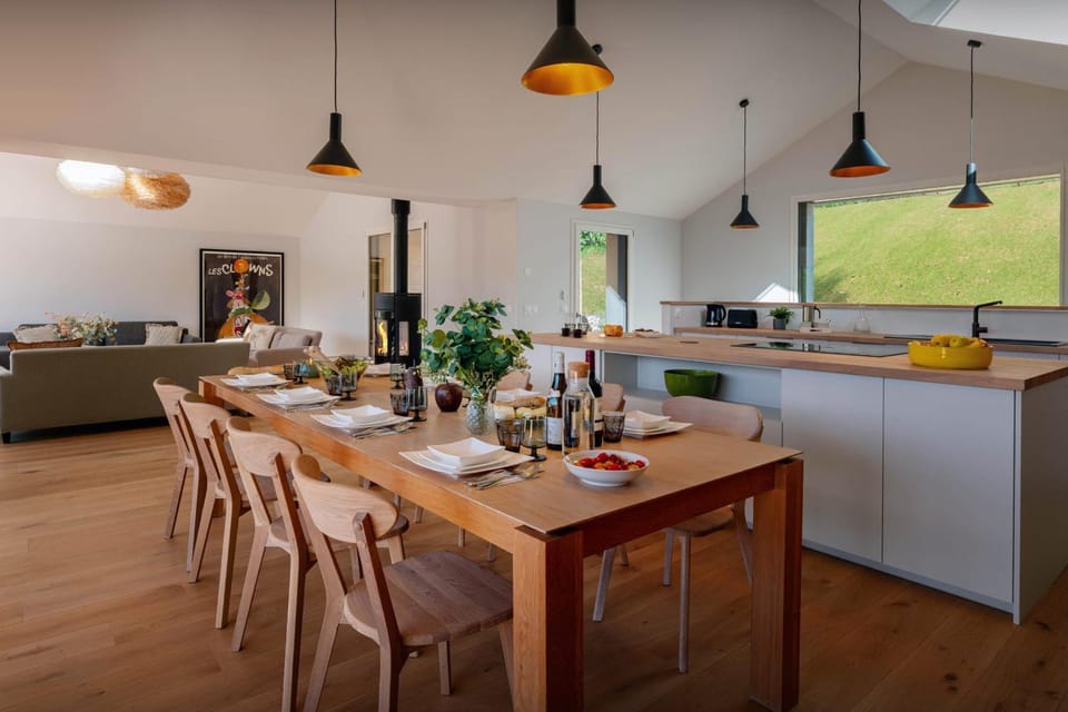 Kitchen or kitchenette, Living room, Dining area