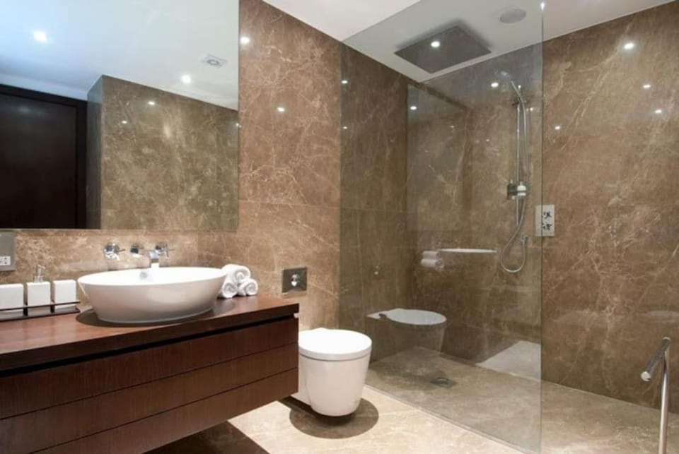 Mayfair Penthouse with Rooftop facing Hyde Park Apartment in City of Westminster