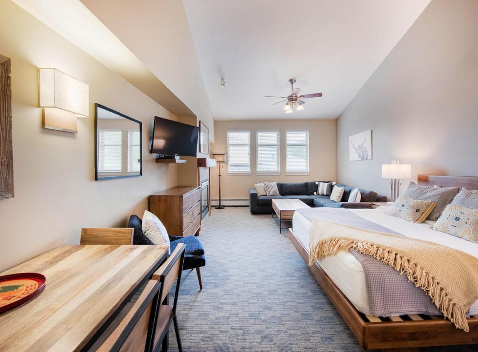 Premium Unit 4650- Fraser Crossing Founders Pointe condo Apartment in Winter Park