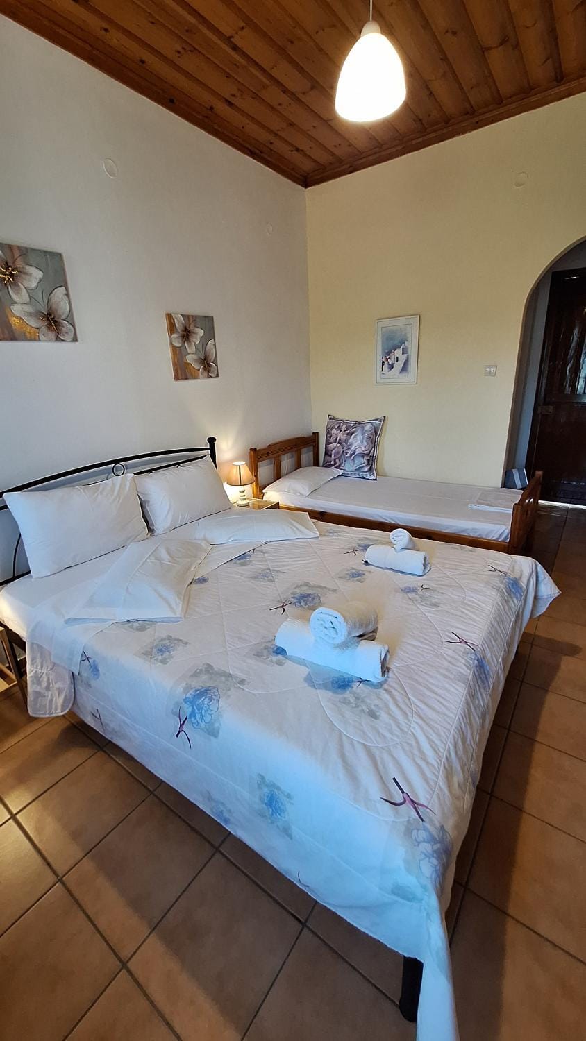 Armonia Guesthouse Apartment in Sporades, Greece