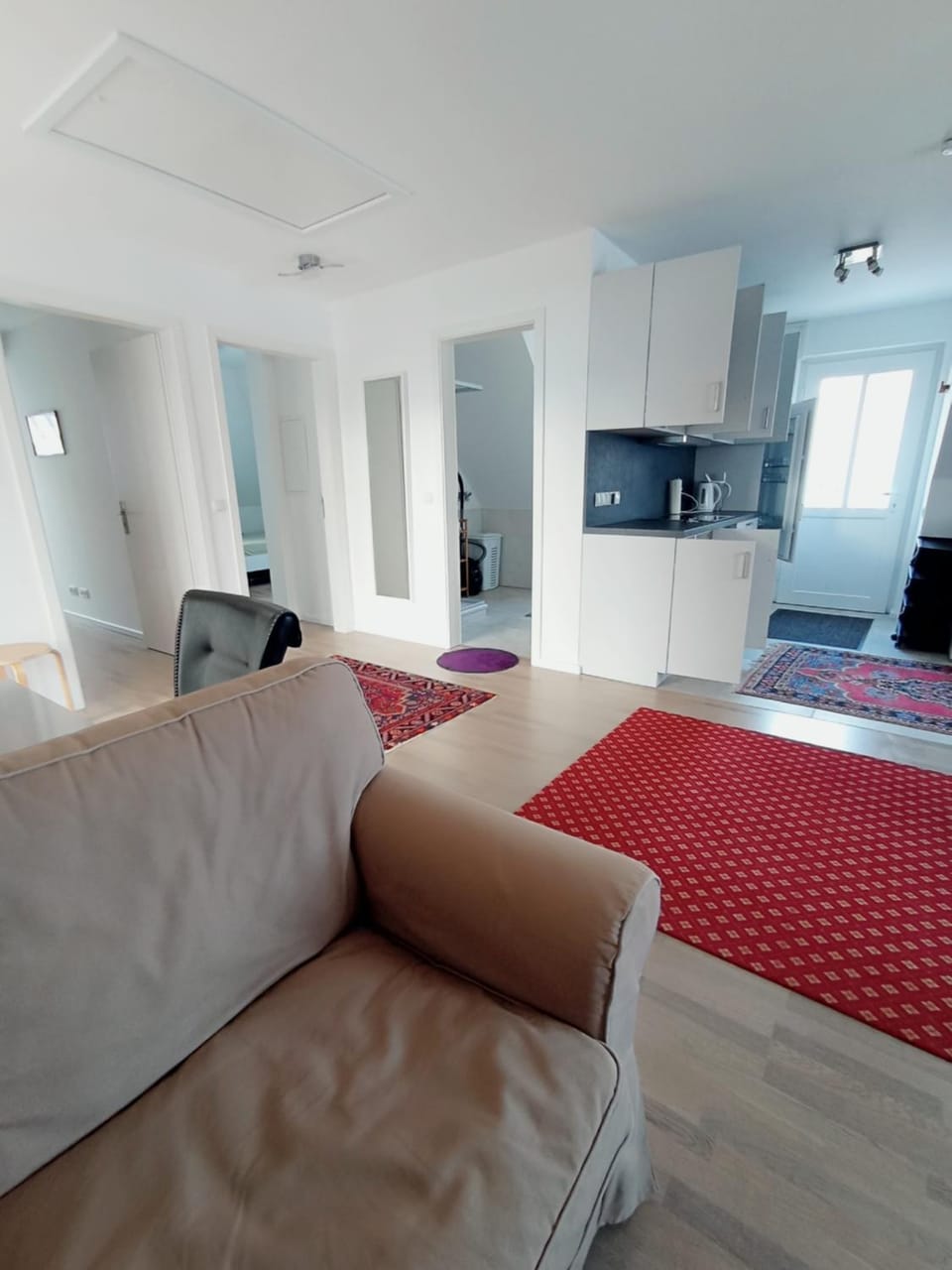 Photo of the whole room