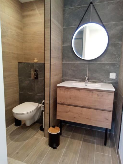 Toilet, Bathroom