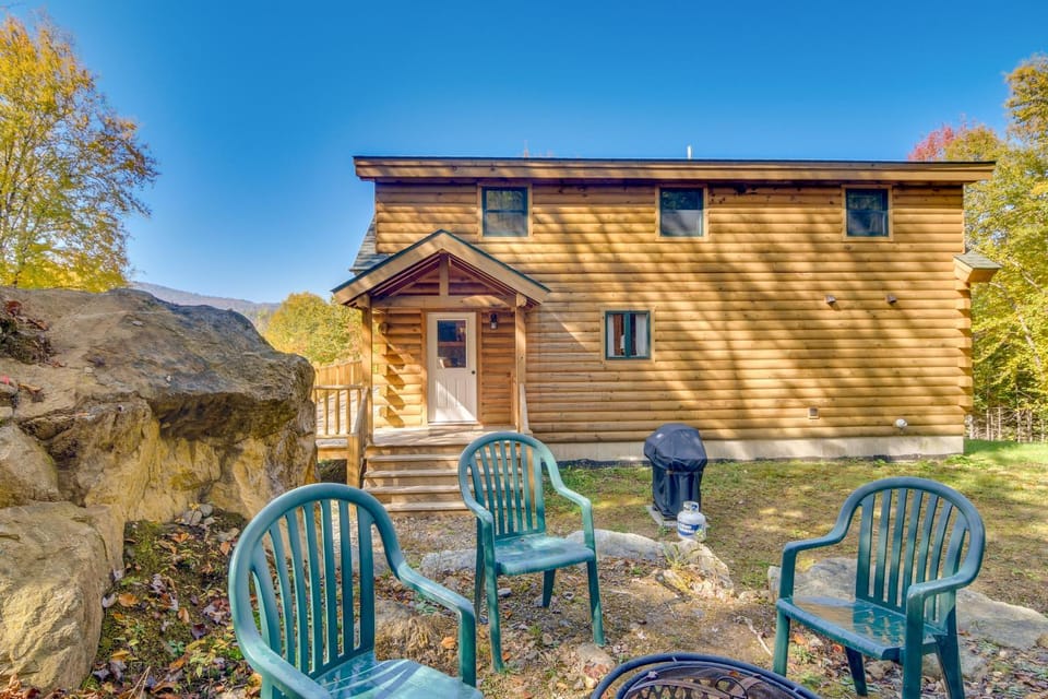 Scenic Franconia Cabin ~ 6 Mi to Cannon Mountain! Cabin in Sugar Hill