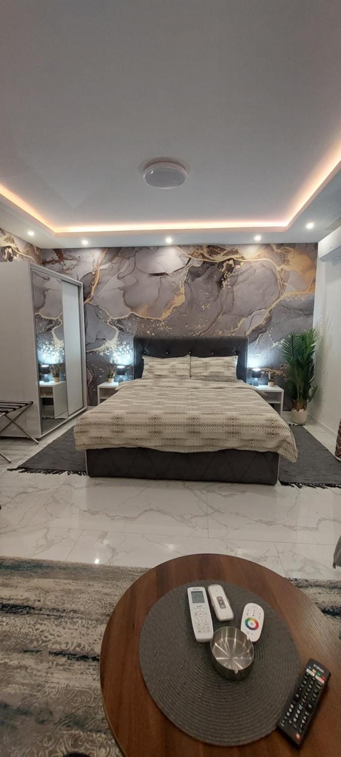 Living room, Photo of the whole room, Seating area, Bedroom