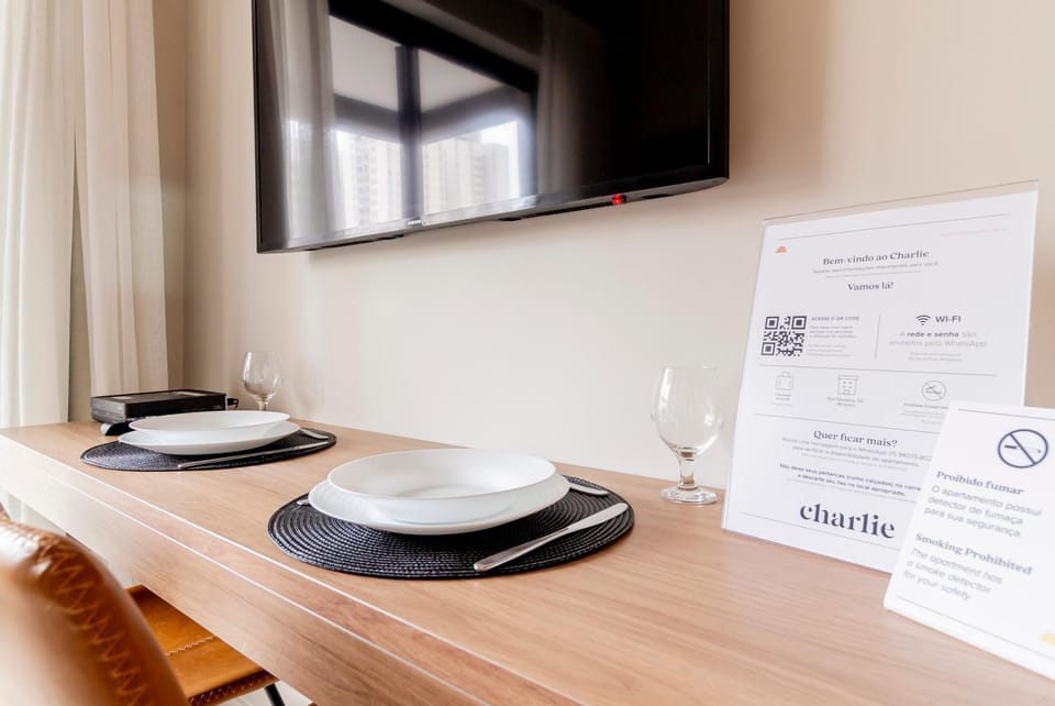 Day, TV and multimedia, Dining area