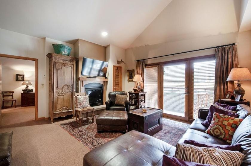 Select Unit 1520- 3 Bedroom- Zephyr Mountain Lodge Apartment in Winter Park