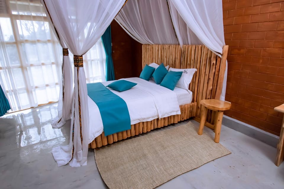 Mara Safari Lodge Kidepo Apartment in Uganda