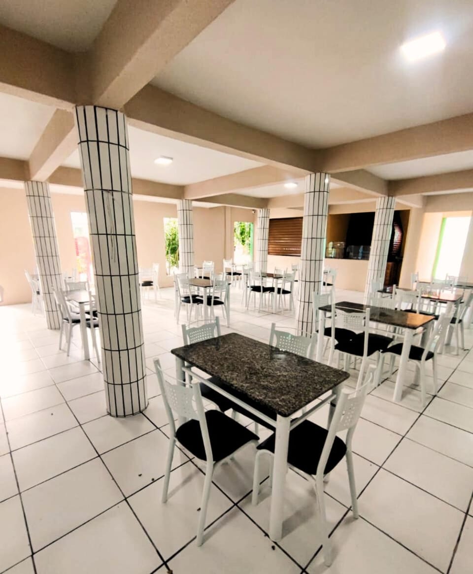 Dining area, Breakfast