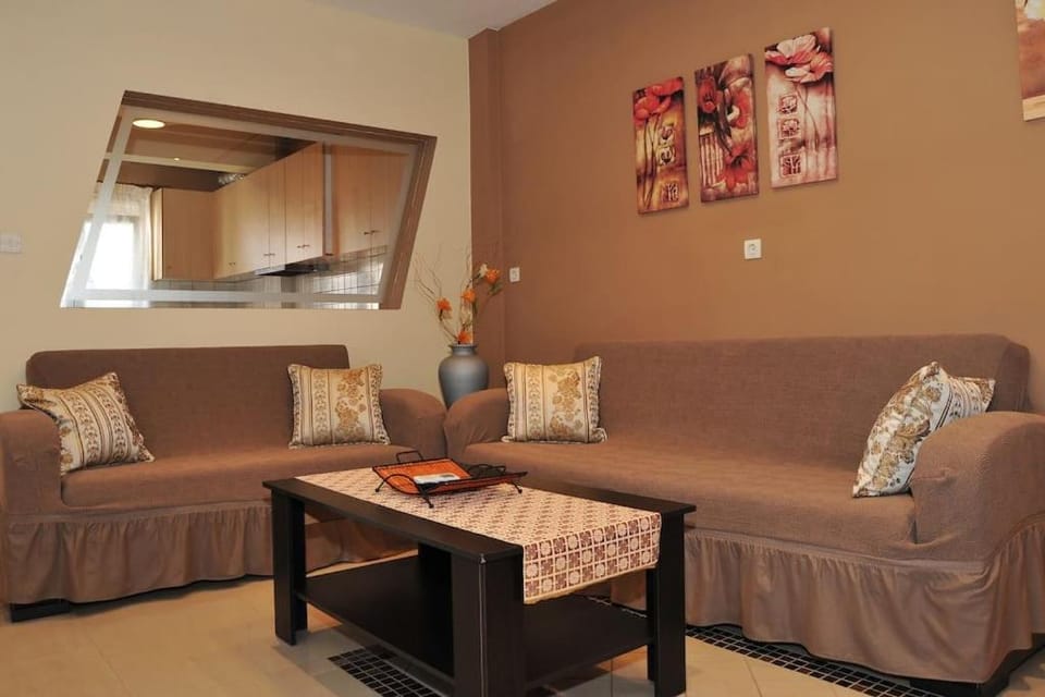 Living room, Seating area