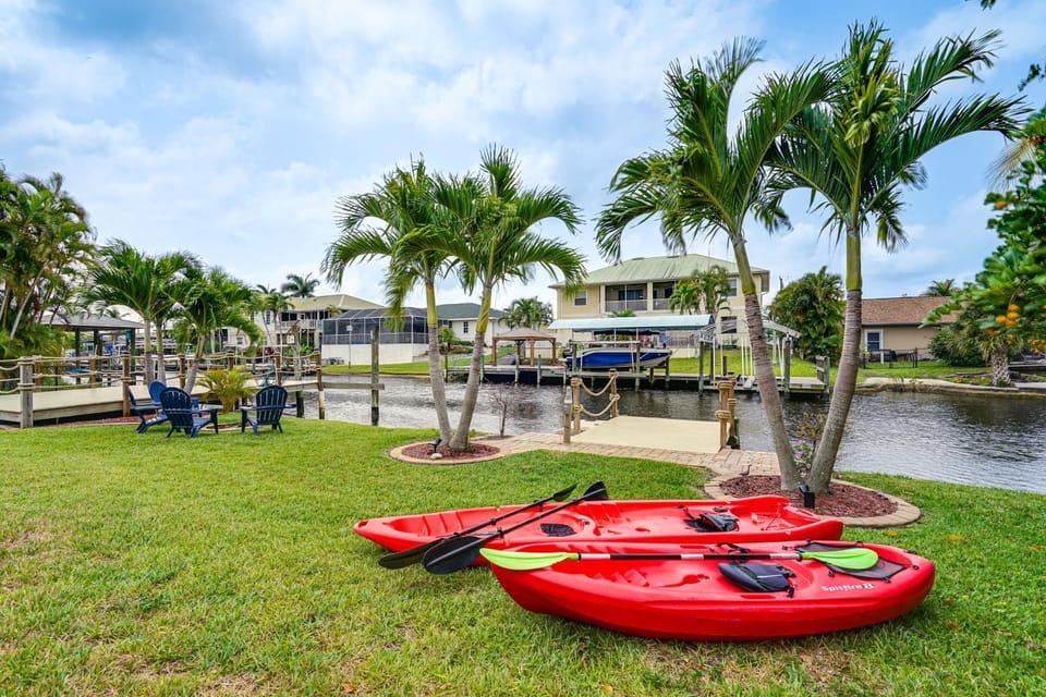 Waterfront Fort Myers Home: Private Pool & Dock House in Lee County