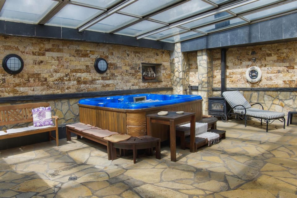 Hot Tub