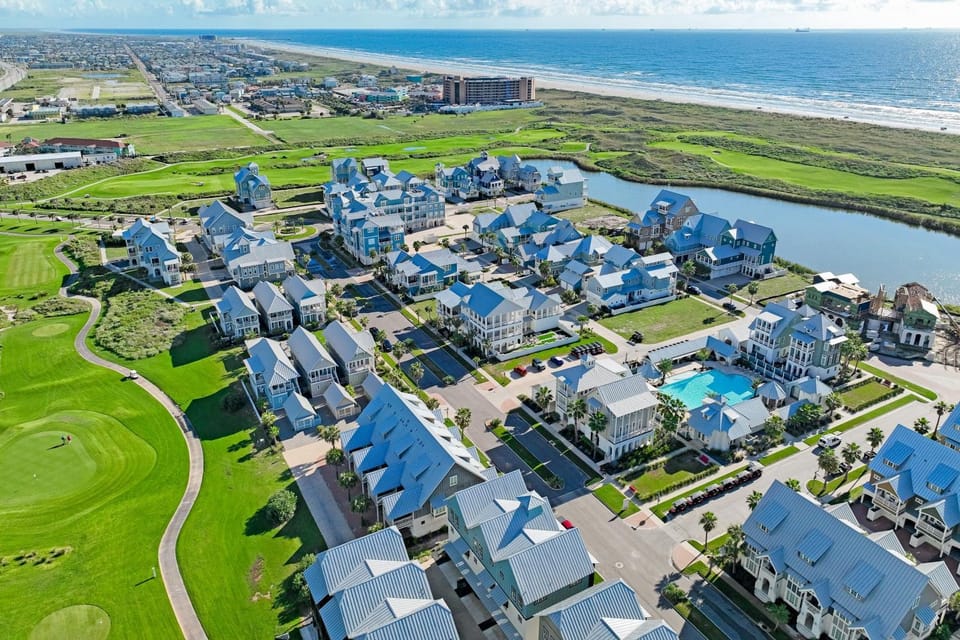 The Palm House in Port Aransas
