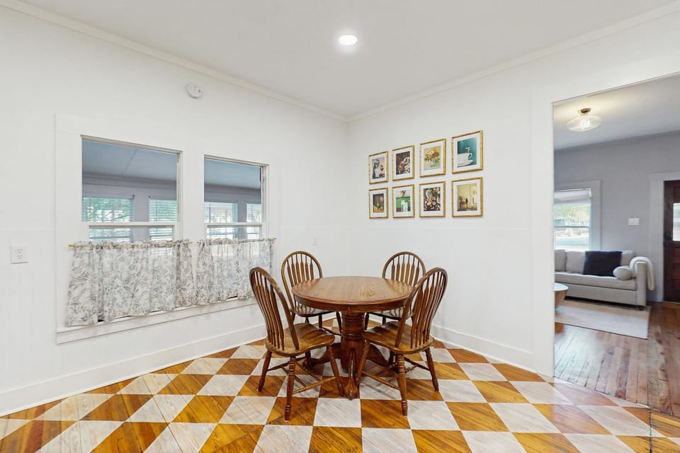 Blue Haus House in Johnson City