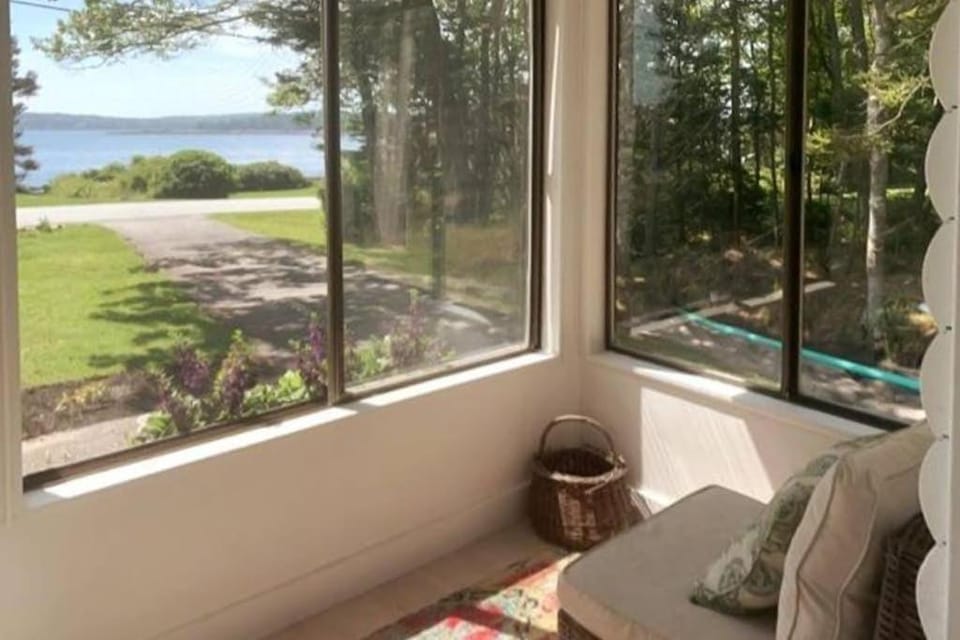 Day, Living room, Seating area, Lake view