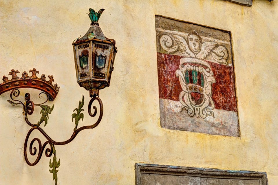 Property building, Decorative detail