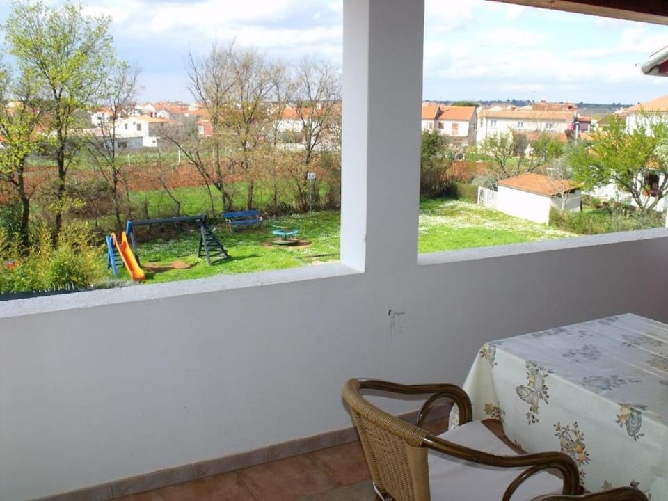 View (from property/room), Balcony/Terrace