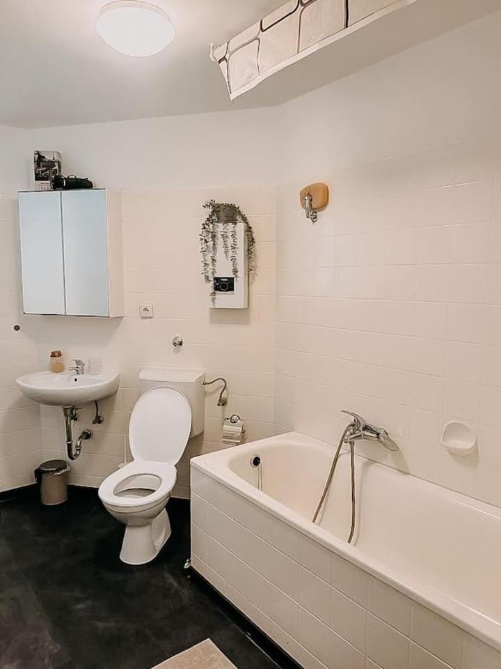 Wohnen im 3 Ländereck! Essen, Mülheim, Oberhausen! BS2HL Apartment in Oberhausen