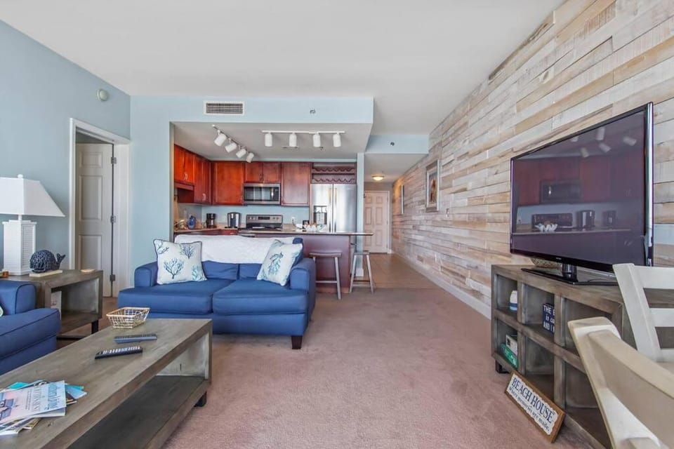 TV and multimedia, Kitchen or kitchenette, Living room, minibar