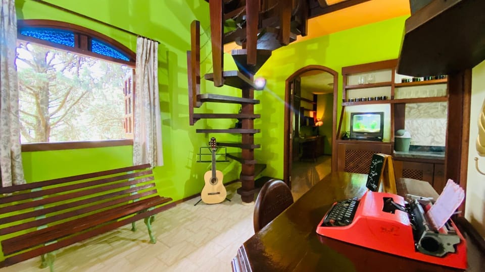 Communal lounge/ TV room, Living room, internet, internet